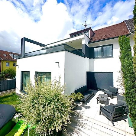 Dayyounglife Mit Terrasse Grill Parkplatz Nuremberg Luaran gambar